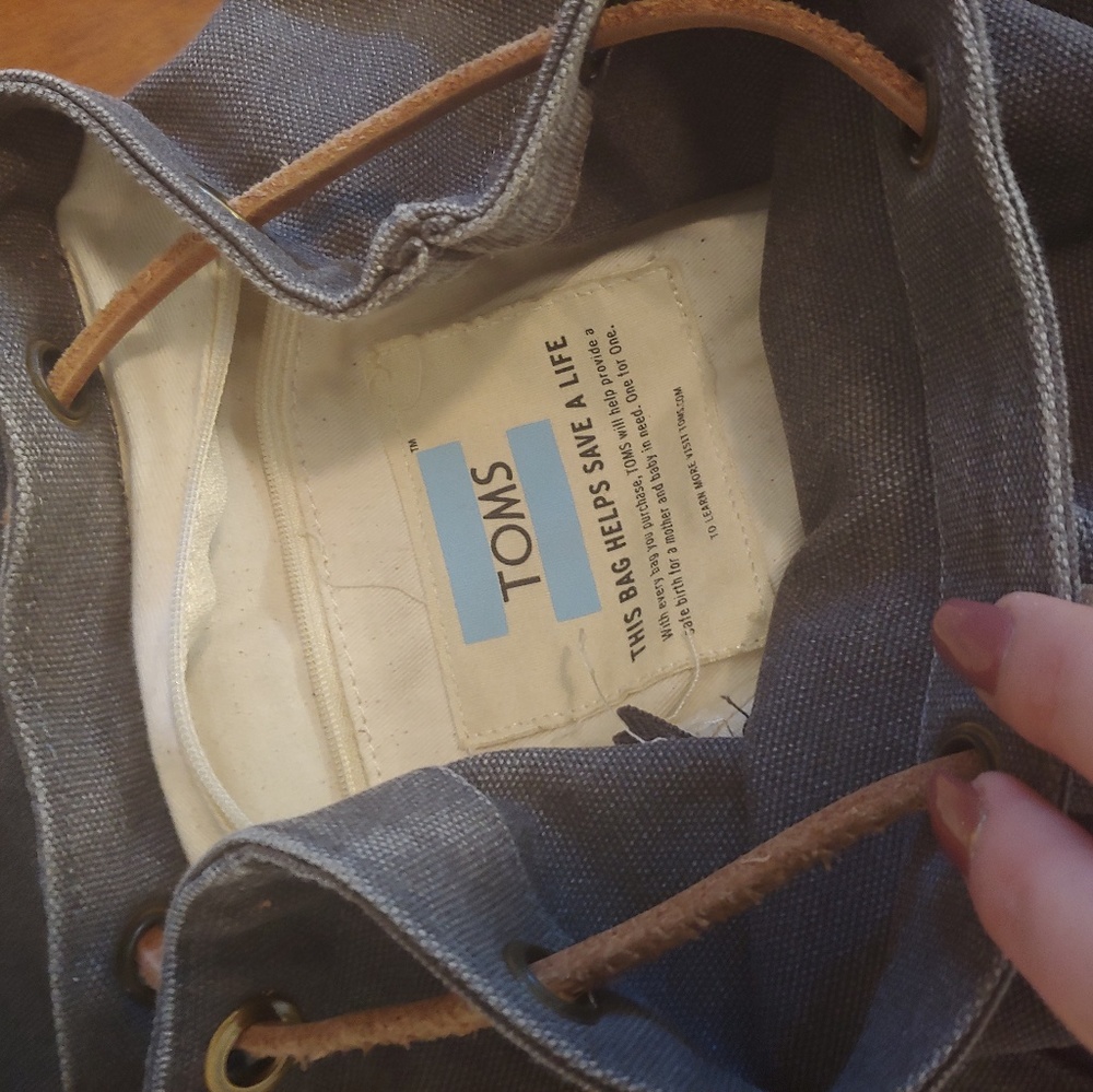 Toms back pack